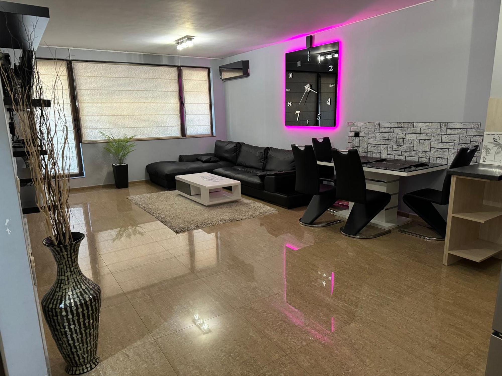Tres Palmas Apartament *